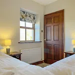 Ellerton Croft *